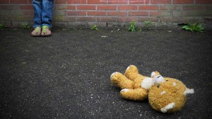 Dolor en Míchigan: Padres intentaron matar a sus cuatro hijos, pero tres de ellos lograron escapar