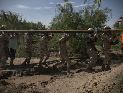 Perforarán cinco nuevos pozos para salvar a los mineros mexicanos atrapados desde hace una semana