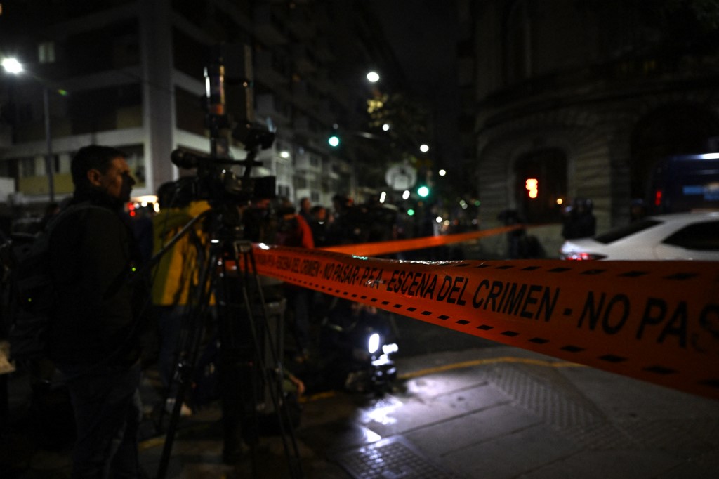 Hallaron 100 balas en la casa del hombre que intentó asesinar a Cristina Fernández (Video)