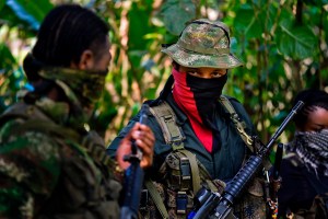Apoyo de militares venezolanos al ELN podría complicar relaciones entre Petro y Maduro