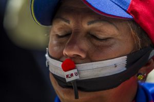 La SIP acusa al régimen de Maduro de reducir el espectro mediático