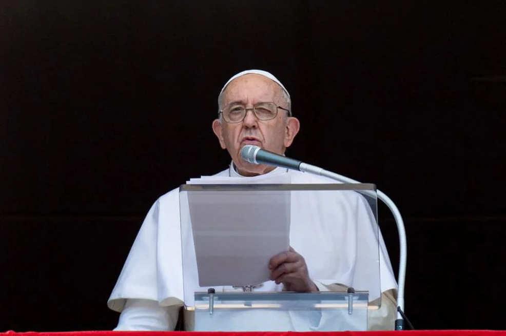 El papa Francisco asegura que se necesitan jóvenes que cambien el mundo y no “esclavos del celular”