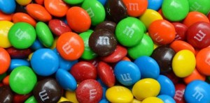 Los fanáticos de M&M’s finalmente descubren qué significan las iniciales “m”