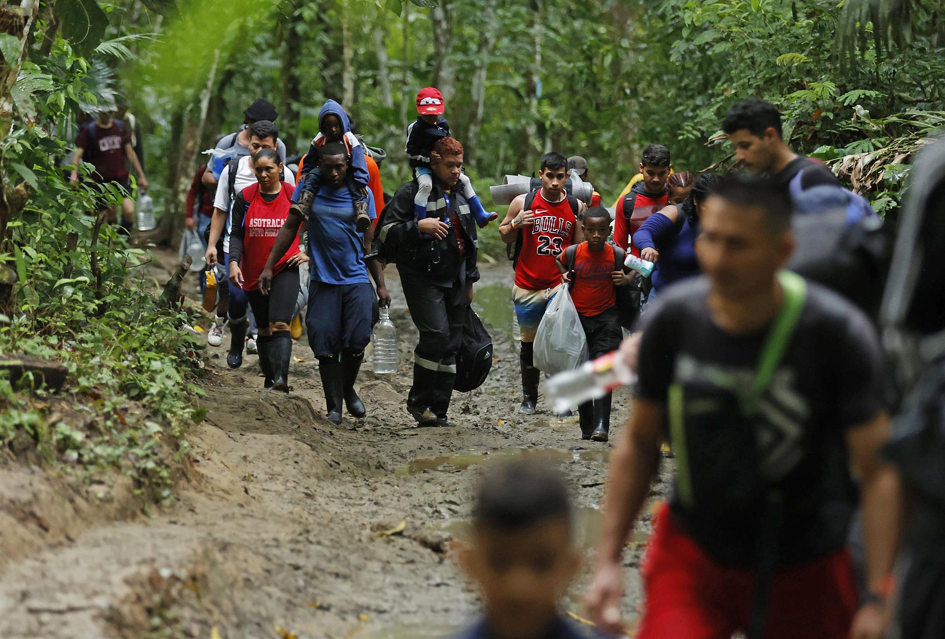Miles de venezolanos quedaron varados en el Darién tras drástica medida migratoria de EEUU