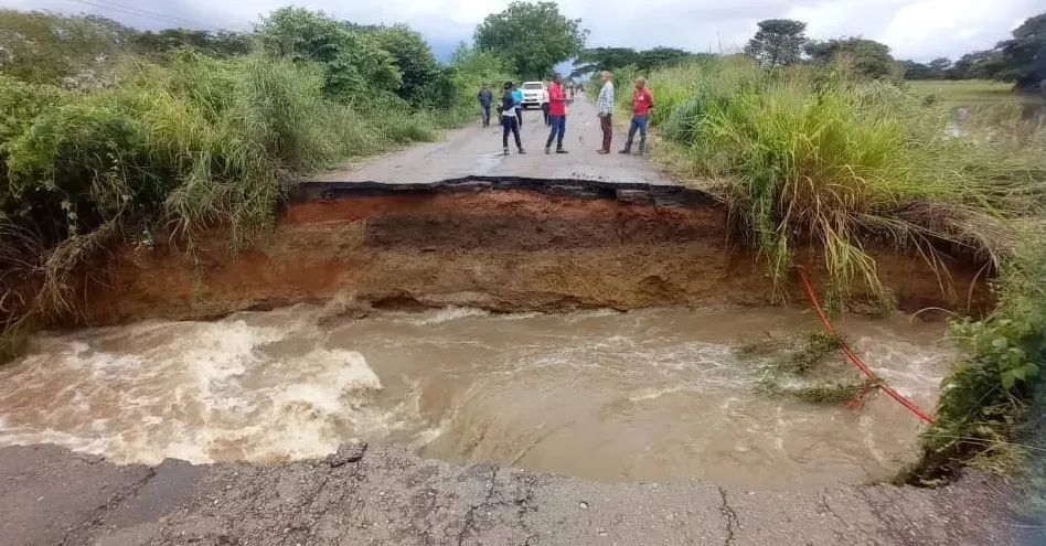 Anzoátegui y Guárico incomunicados por la Troncal 13