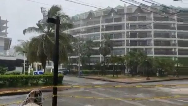 Lluvias y fuertes vientos causaron estragos en isla de San Andrés por el huracán Julia (Videos)