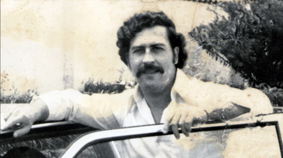 ¿El exorcismo de Pablo Escobar? Jefe de la policía de Colombia reveló “prácticas” para frenar a los delincuentes