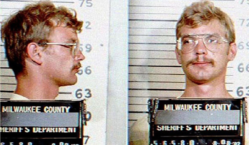 Los peligros del éxito de la serie sobre Jeffrey Dahmer: disfraces, fiestas y chistes para glorificar a un monstruo