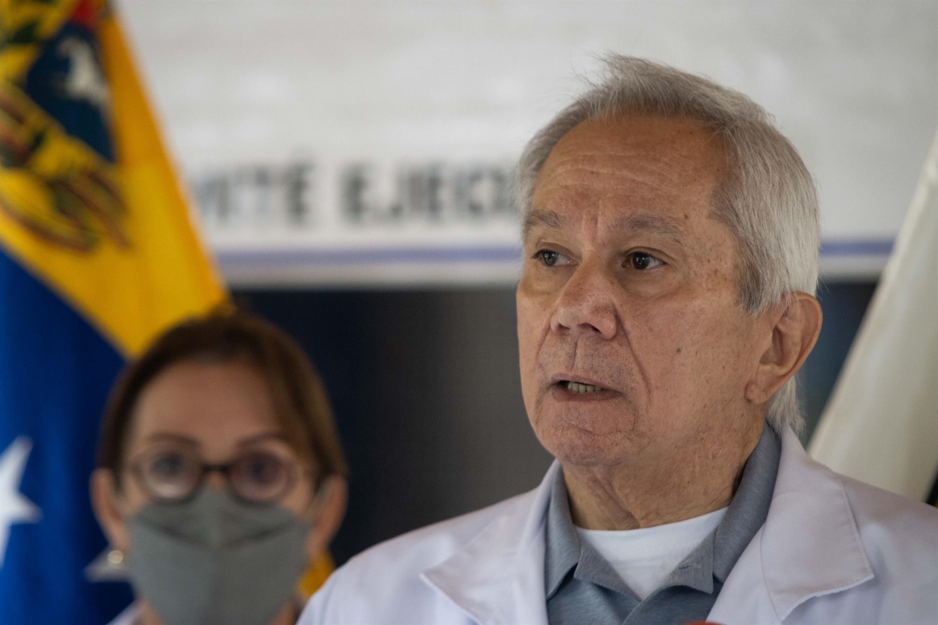 Federación Médica descarta casos de fiebre tifoidea en Venezuela, pero reporta “enfermedades hídricas” por las lluvias