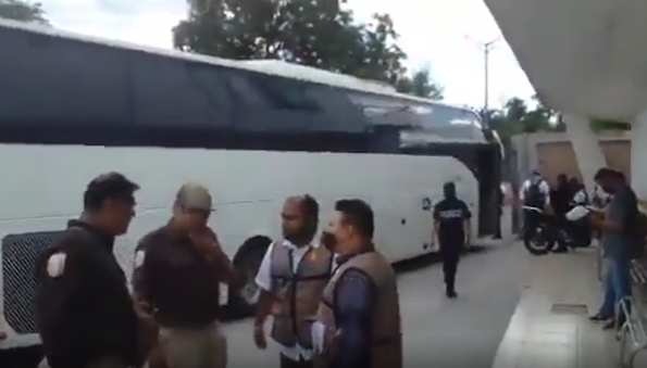 Venezolanos deportados a México fueron llevados a la capital para regularizar su situación (Video)