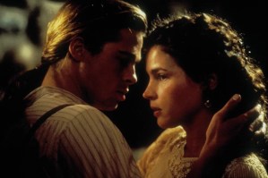 Tensión sexual, Brad Pitt tratado como objeto y la actriz se retiró: el detrás de escena de “Leyendas de pasión”