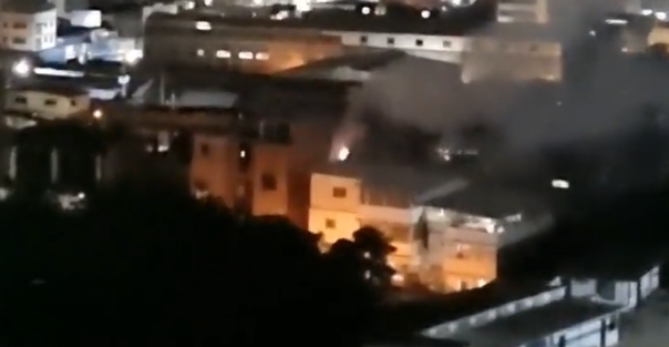 Reportaron incendio cerca del Centro Juvenil Don Bosco este #15Nov (Video)