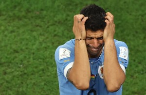 El desconsolado llanto de Luis Suárez tras la eliminación de Uruguay del Mundial 2022 (VIDEO)