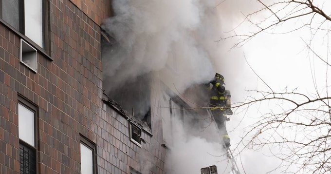 Revelan la causa del incendio que acabó con la vida de 17 personas en edificio de Nueva York