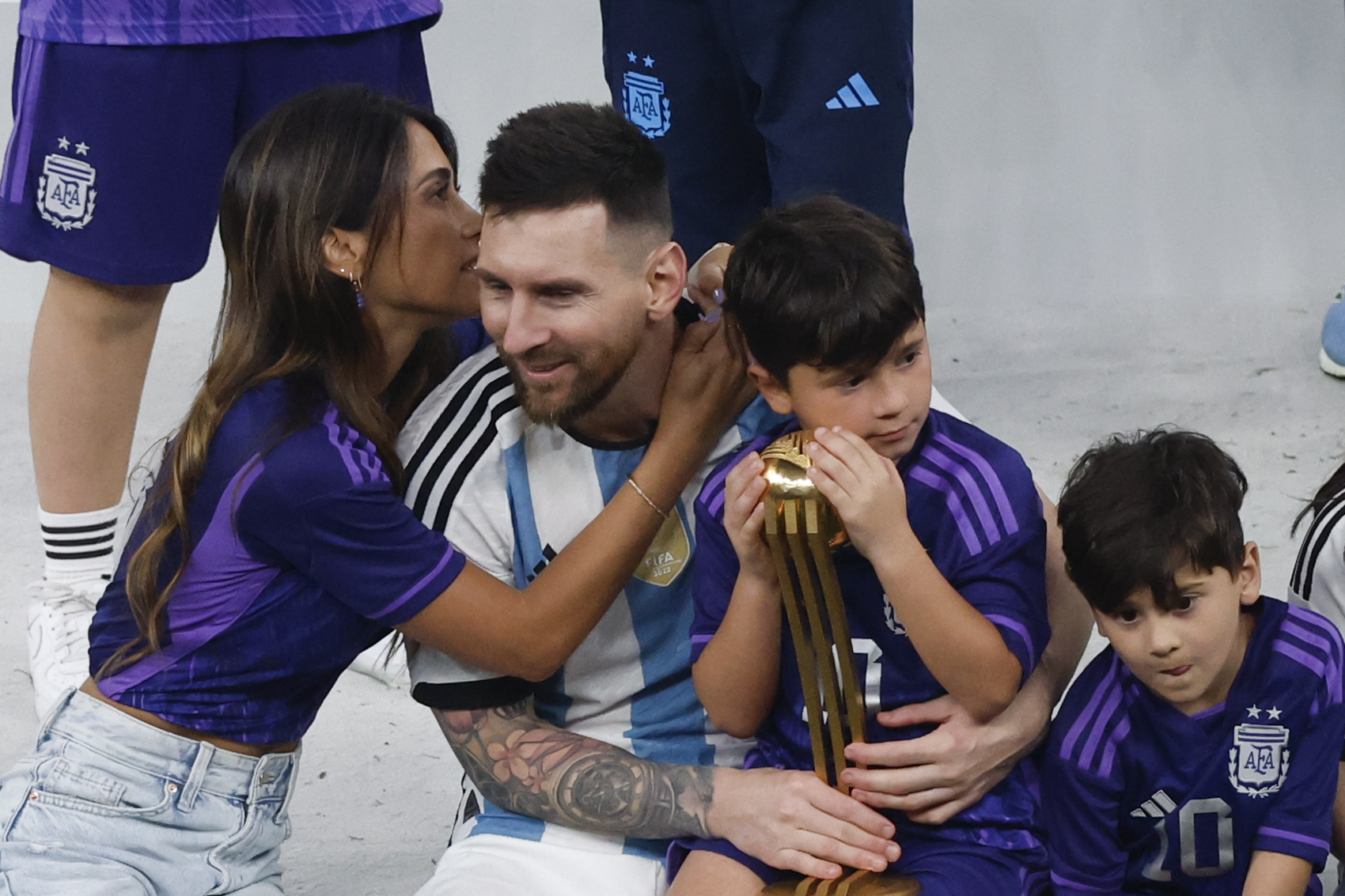“Estamos todos muy felices”: Las palabras de bienvenida a Argentina para Messi y su familia (VIDEO)