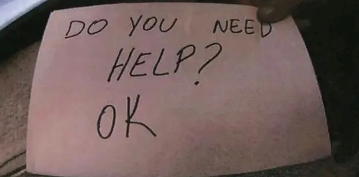 La nota oculta de una camarera que salvó a un niño abusado en Orlando