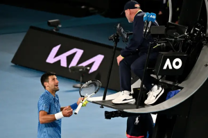 No vino a ver tenis, quiere meterse en mi cabeza: Djokovic estalló contra el juez por un aficionado “borracho” (VIDEO)