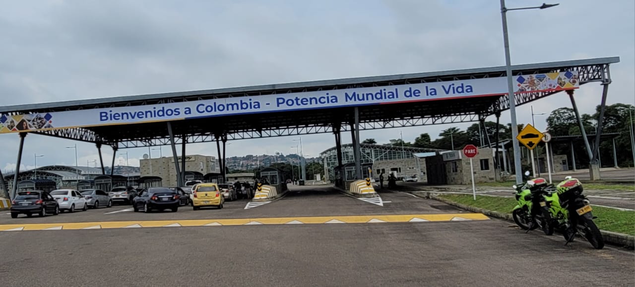 Colombia no permitirá el ingreso desde Venezuela de unidades de transporte público con más de 20 años de servicio