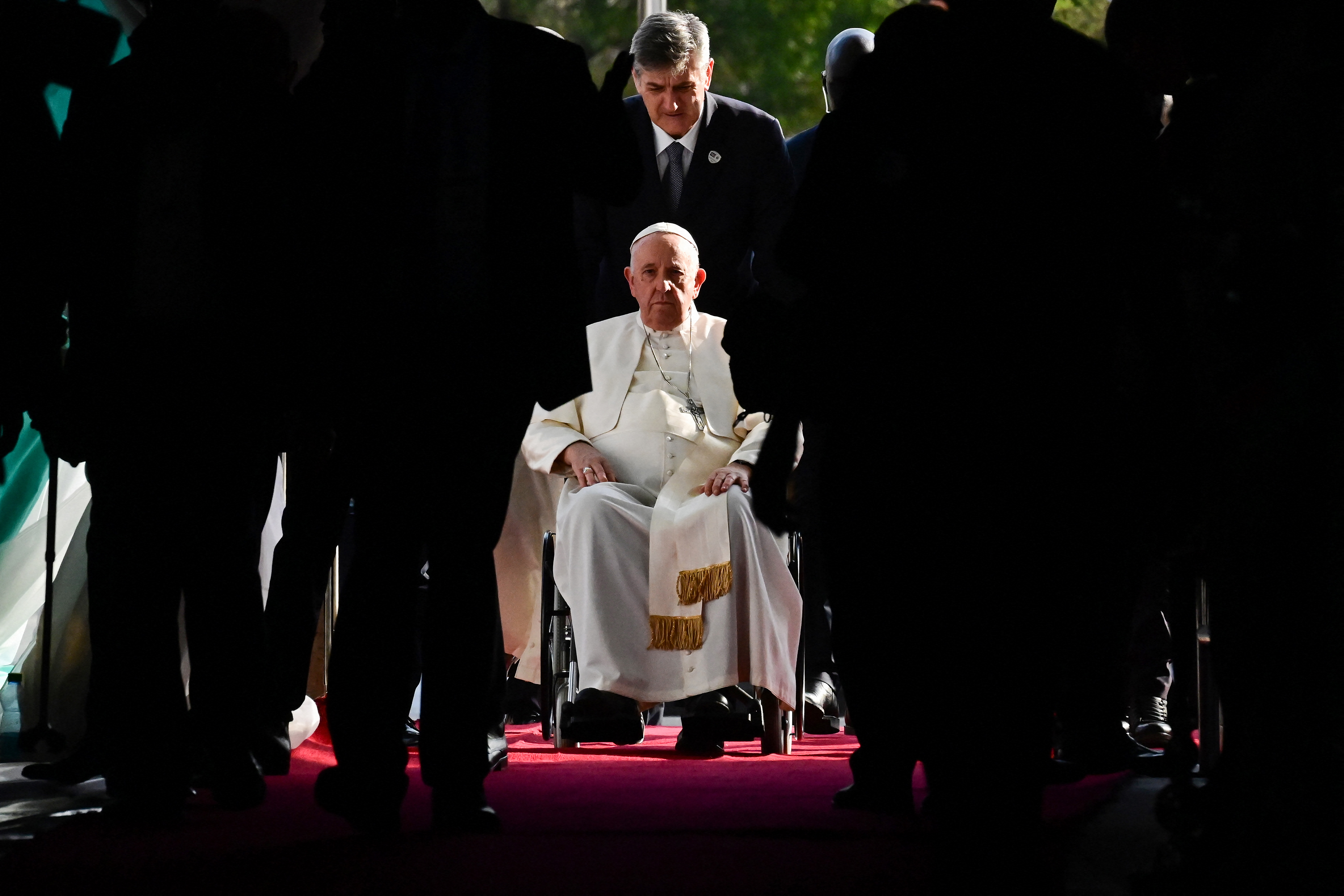 Audiencias del papa Francisco para el jueves fueron anuladas tras su hospitalización