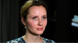 Ella es la funcionaria rusa que está en el centro de la red de menores ucranianos