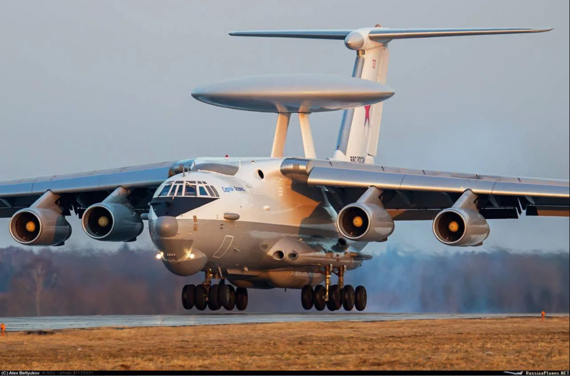 Avión de alerta temprana ruso voló en pedazos en un aeródromo de Bielorrusia