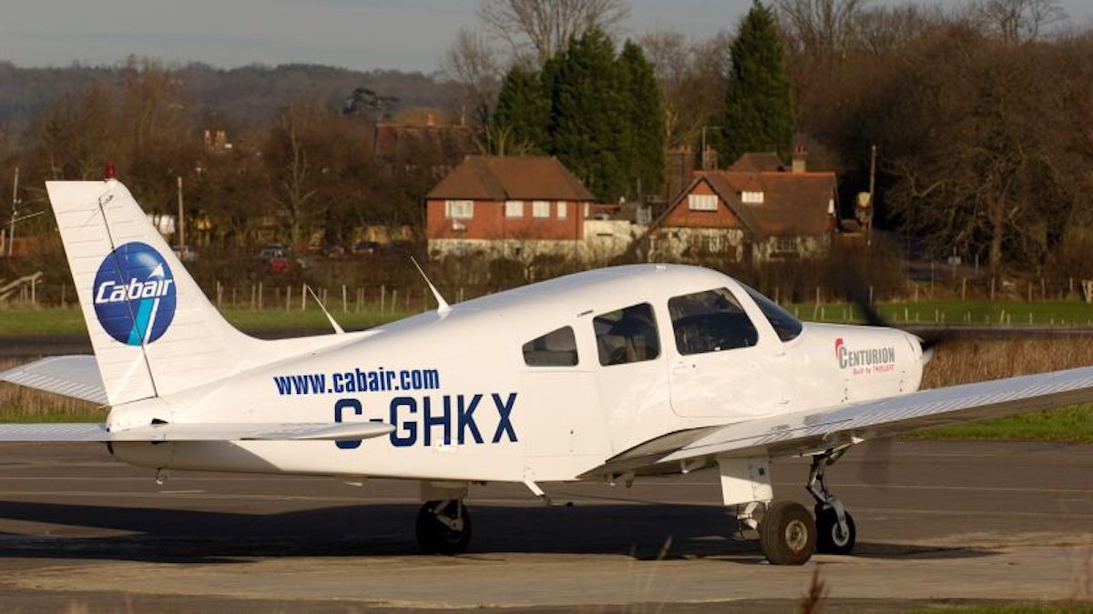 Piloto pensó que el instructor que murió en el vuelo estaba “fingiendo”