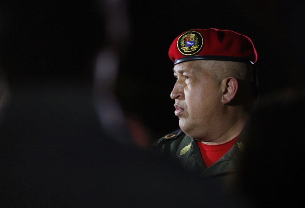 Desde el “golpe en la rodilla” al tratamiento secreto en Cuba y el misterio de la fecha de su muerte: los últimos días de Hugo Chávez