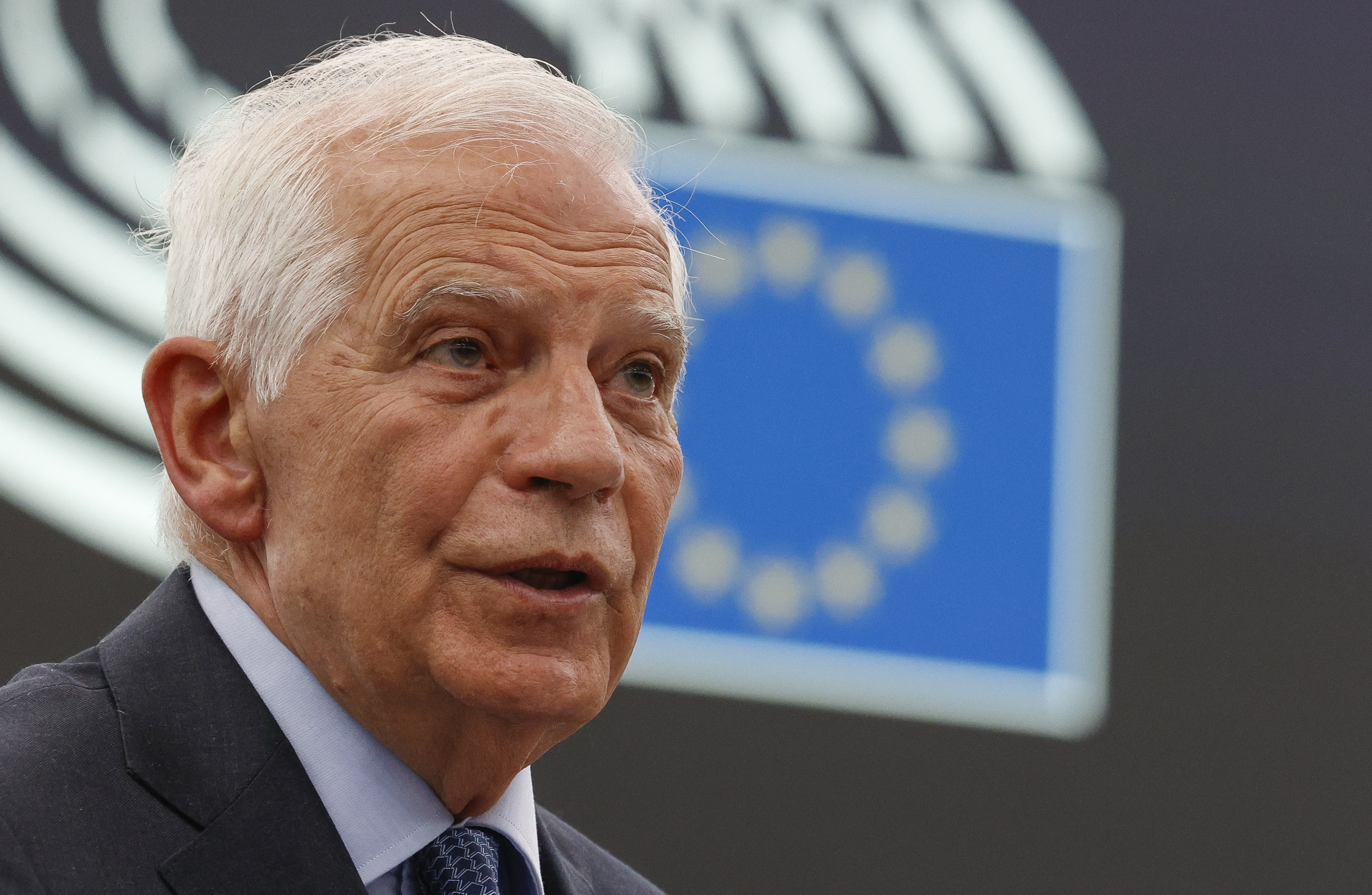 Borrell: Europa necesita una postura “menos cacofónica” hacia China