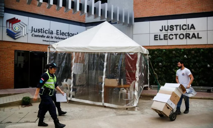 Abren los centros de votación en la jornada de elecciones generales en Paraguay este #30Abr