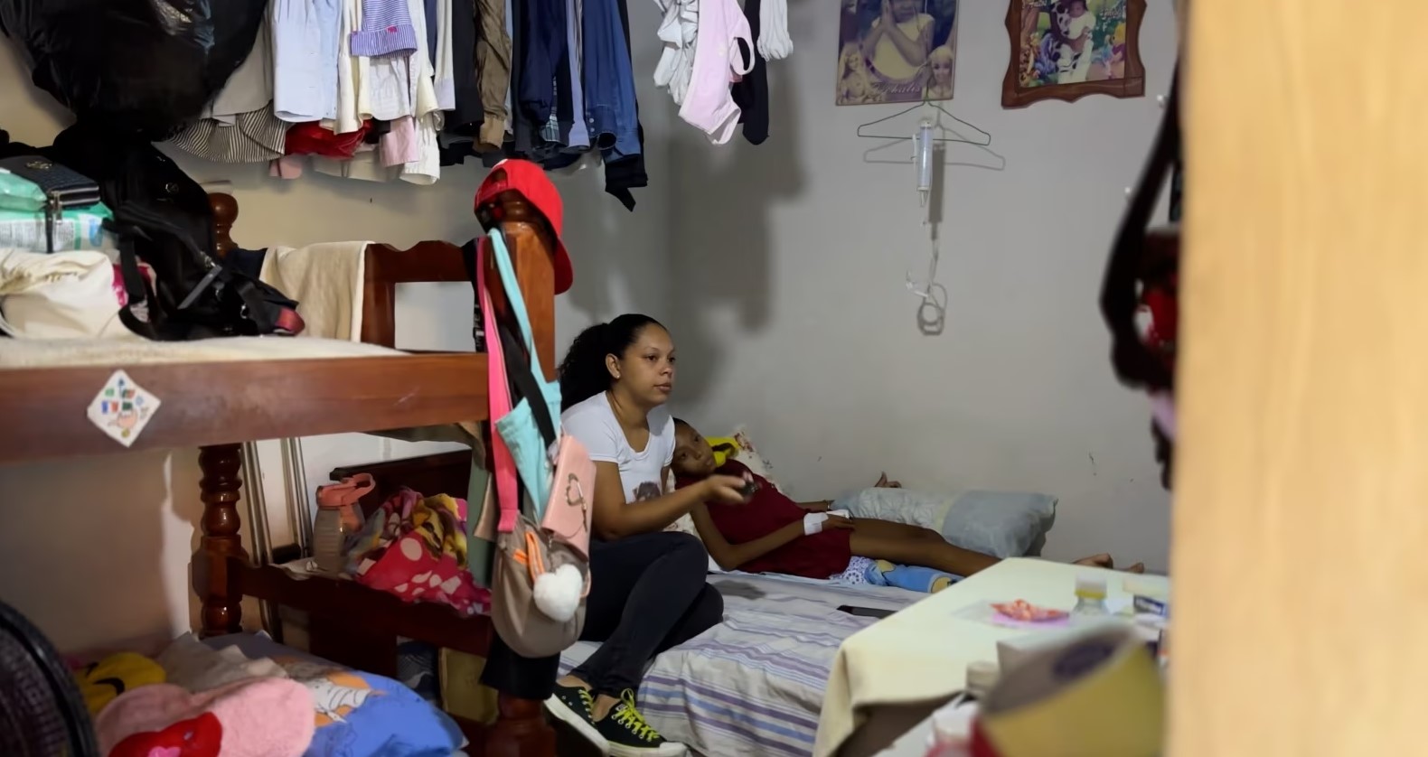 Vivir “con Dios en la boca” a la espera de un trasplante en Venezuela (Video)