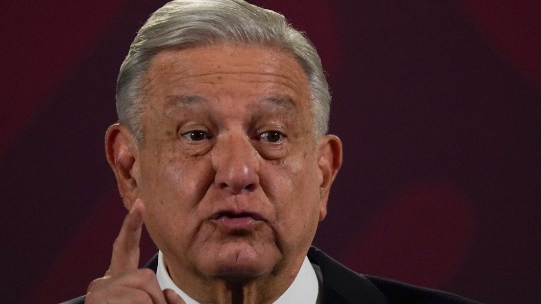 La “defensa” de López Obrador al jefe del Ejército ante un colosal escándalo de corrupción