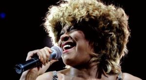 ¿Qué enfermedad padecía Tina Turner al momento de fallecer?