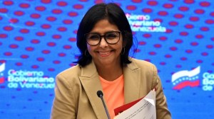 Infobae: Delcy Rodríguez, ¿la elegida? para suceder a Nicolás Maduro