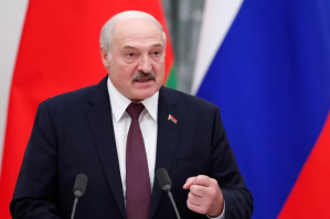 Bielorrusia no dudará en usar armas nucleares si es agredida, advierte Lukashenko