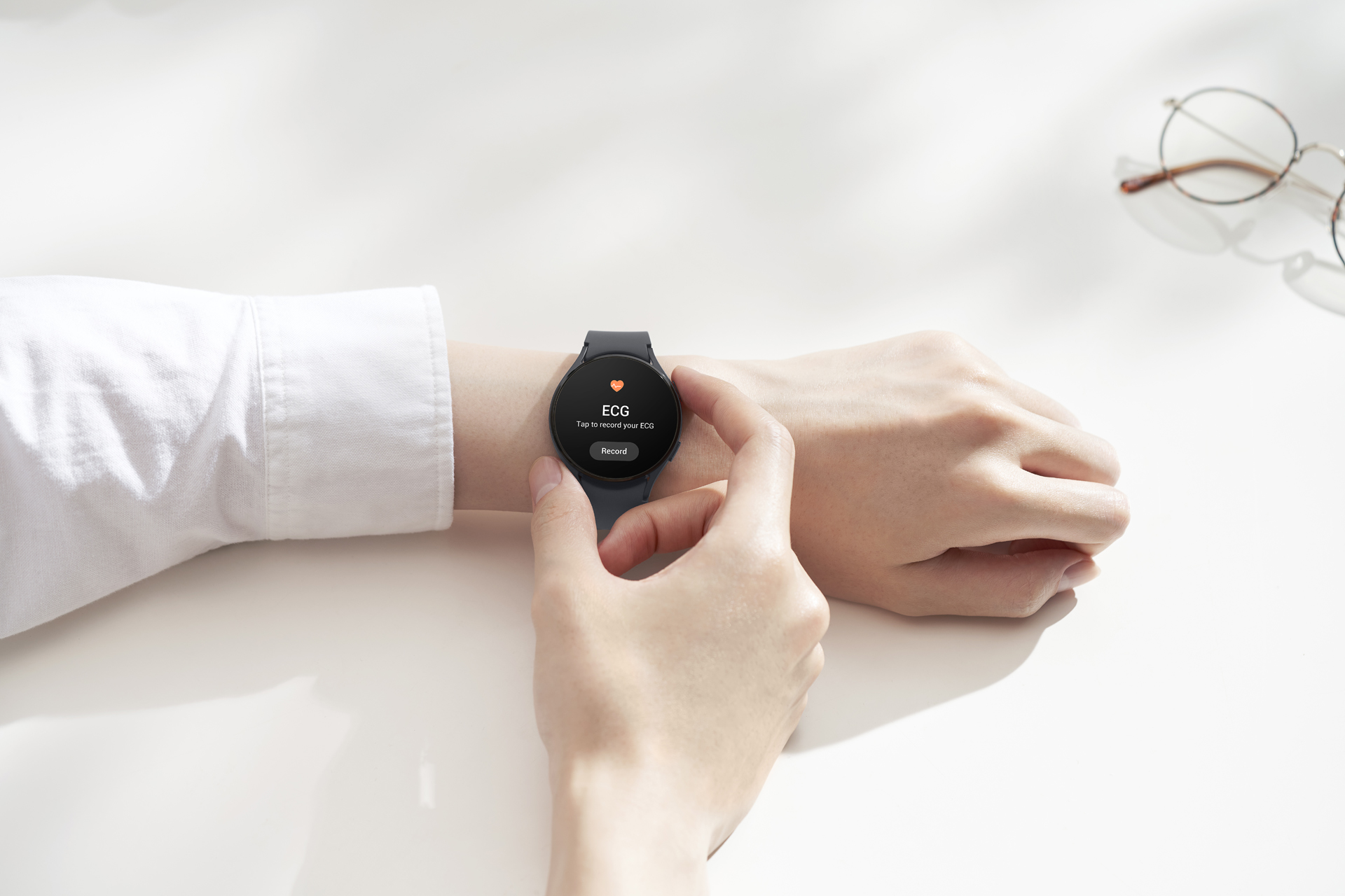 Notificación de ritmo cardiaco irregular, la nueva función de Samsung en Galaxy Watch