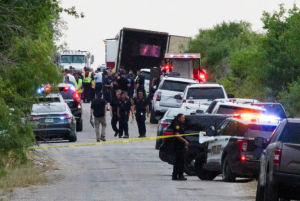 Cuatro mexicanos detenidos por la muerte de 53 migrantes que estaban dentro de un camión en Texas