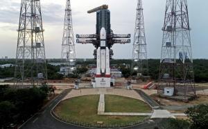 India lanza un cohete no tripulado hacia la Luna