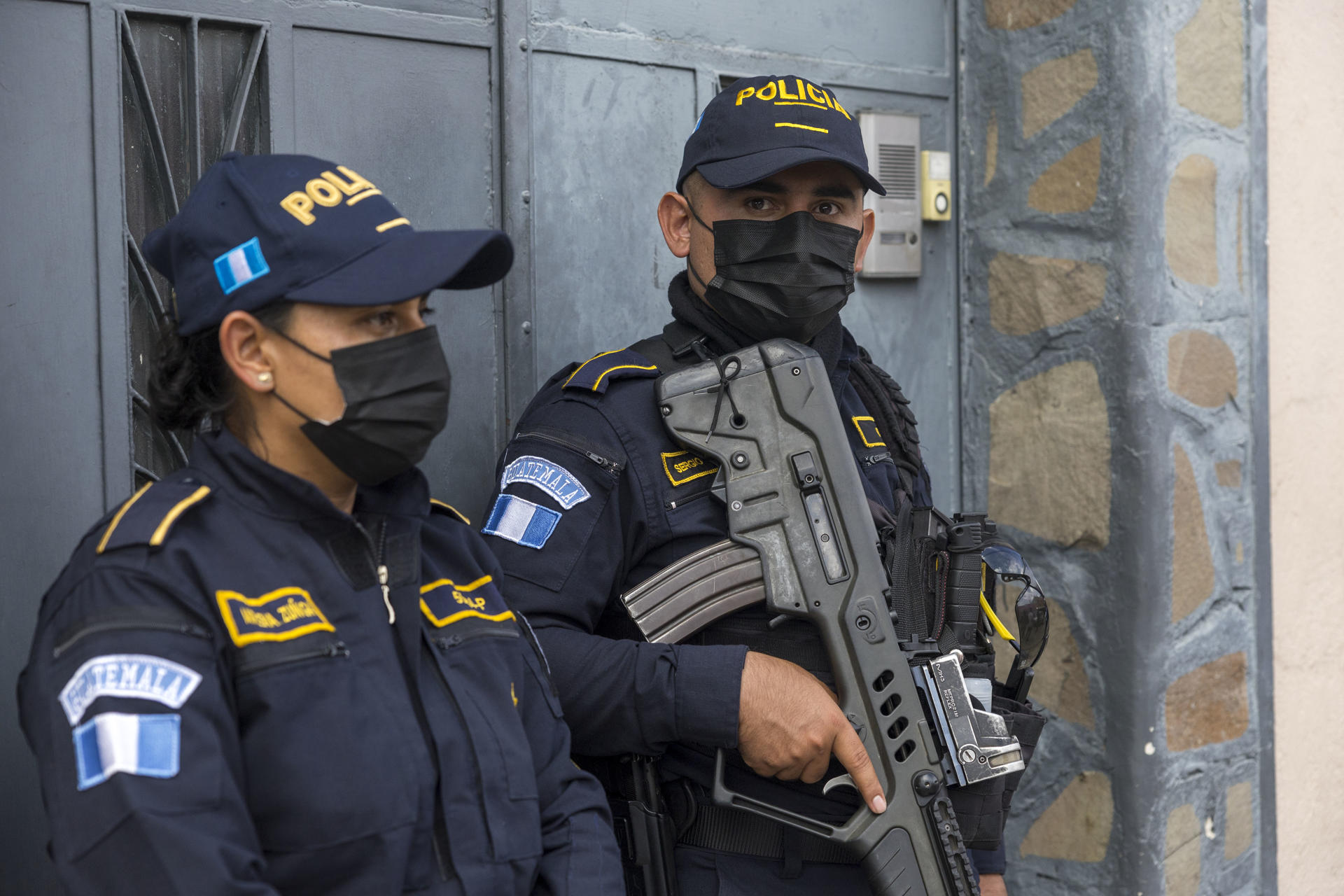 Fiscal pidió la captura de alta funcionaria tras allanar el Tribunal Electoral de Guatemala