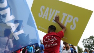 Senadores demócratas presionan para que el TPS sea beneficiario para venezolanos y nicaragüenses