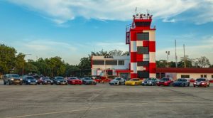 The best use that chavismo could find for El Libertador Air Base in Venezuela: host a car race and exhibit