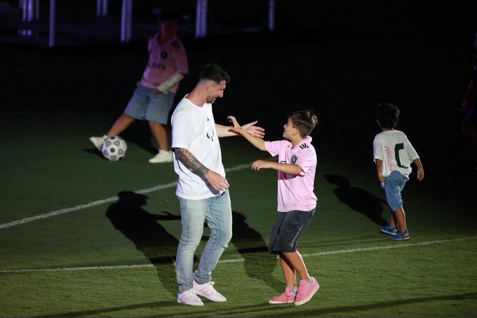Video VIRAL de Messi en su presentación con el Inter de Miami: la “joyita” que le hizo su propio hijo