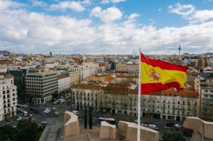 España ve un impulso económico al estilo estadounidense gracias a los trabajadores migrantes