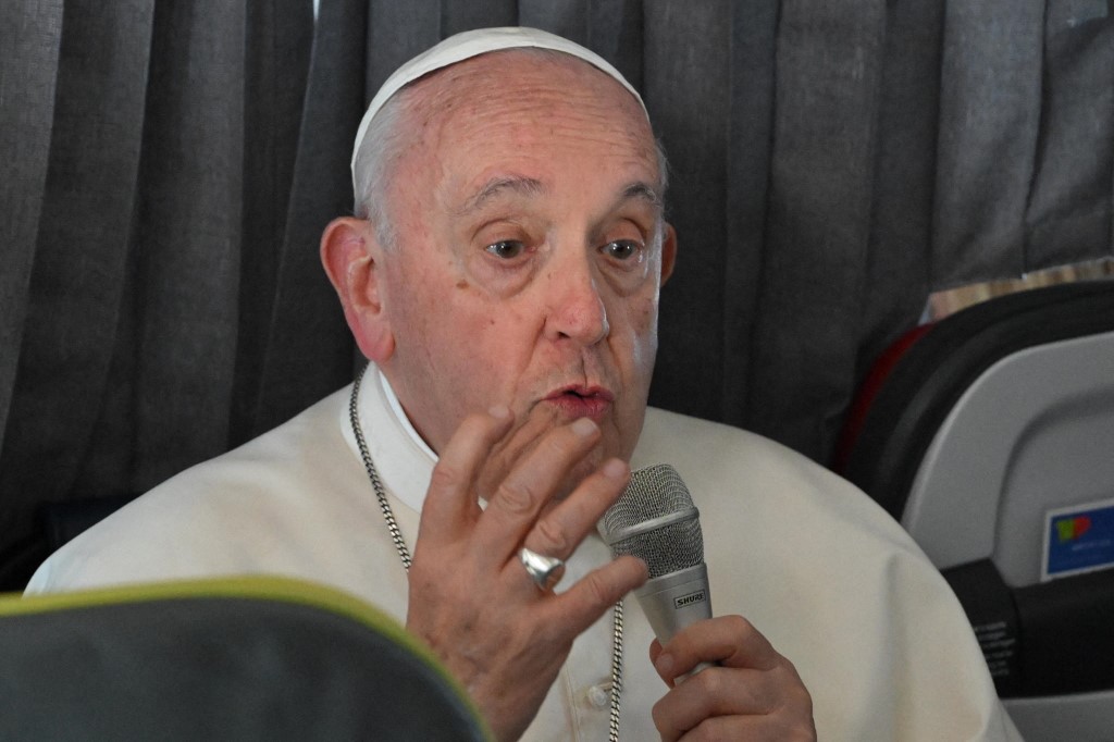 El papa Francisco insta a liberar rehenes israelíes y permitir entrada de ayuda humanitaria a Gaza