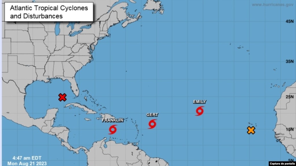 Alerta en EEUU por actividad inusual en el trópico con cinco sistemas de tormentas