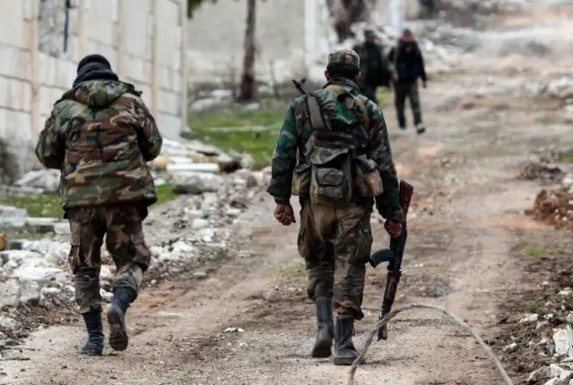 Al menos siete islamistas muertos tras doble ataque de las fuerzas gubernamentales sirias