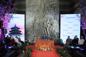 Maduro se reúne con Xi Jinping en su paseíto por China