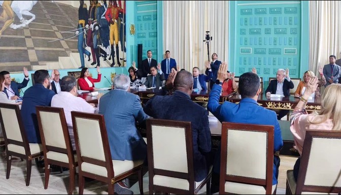 Asamblea chavista aprobó viajecito de Maduro a China y “otros compromisos internacionales” por varios días