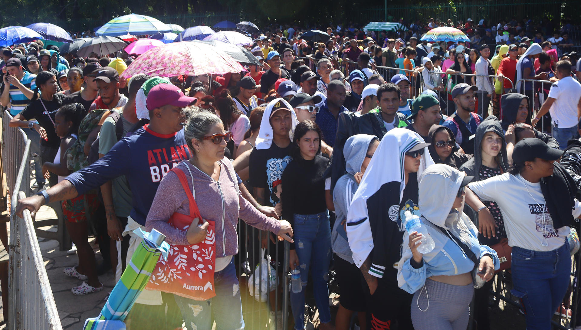 Venezolanos protestaron en la frontera sur de México en vísperas de la cumbre migratoria
