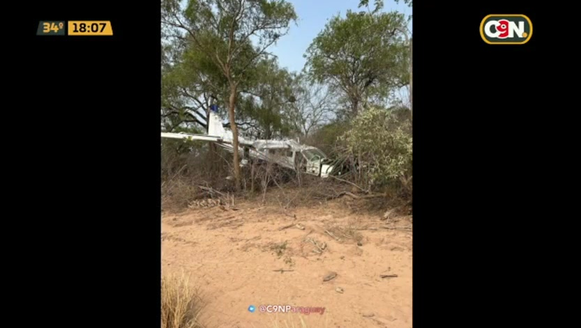 Avioneta con siete tripulantes a bordo se estrelló en Paraguay, pero ocurrió un verdadero milagro