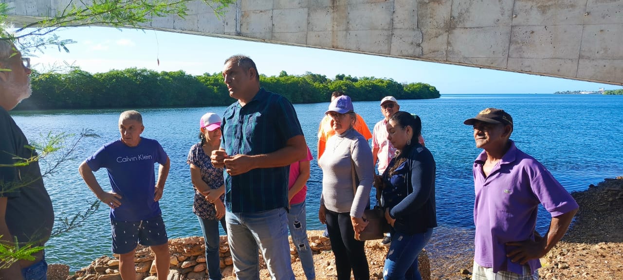 Exigen liberación de nueve pescadores margariteños detenidos en Sucre